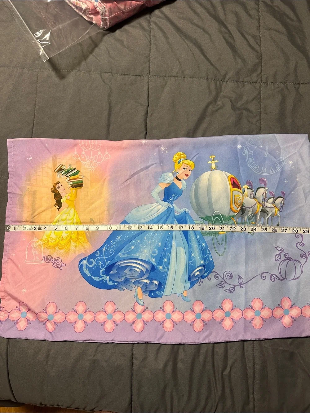 Disney Princess Pink Kids Bedding Throw - Rapunzel, Ariel, Belle & Cind